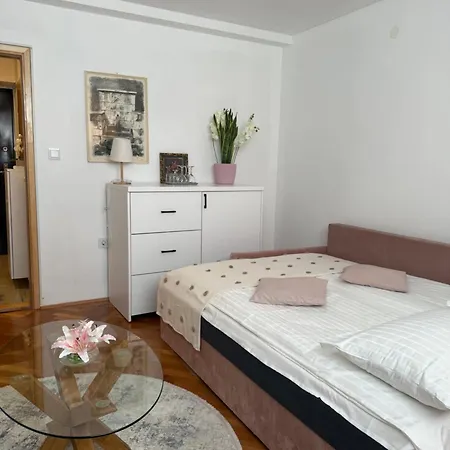 Tihi Kutak Apartamento